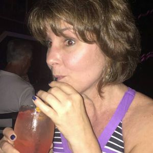 Meet your Posher, Helen